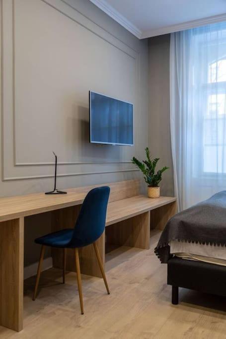 Luxurious Studio Located In The Heart Of Будапеща Екстериор снимка