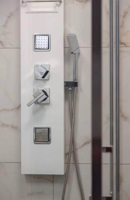 Luxurious Studio Located In The Heart Of Будапеща Екстериор снимка
