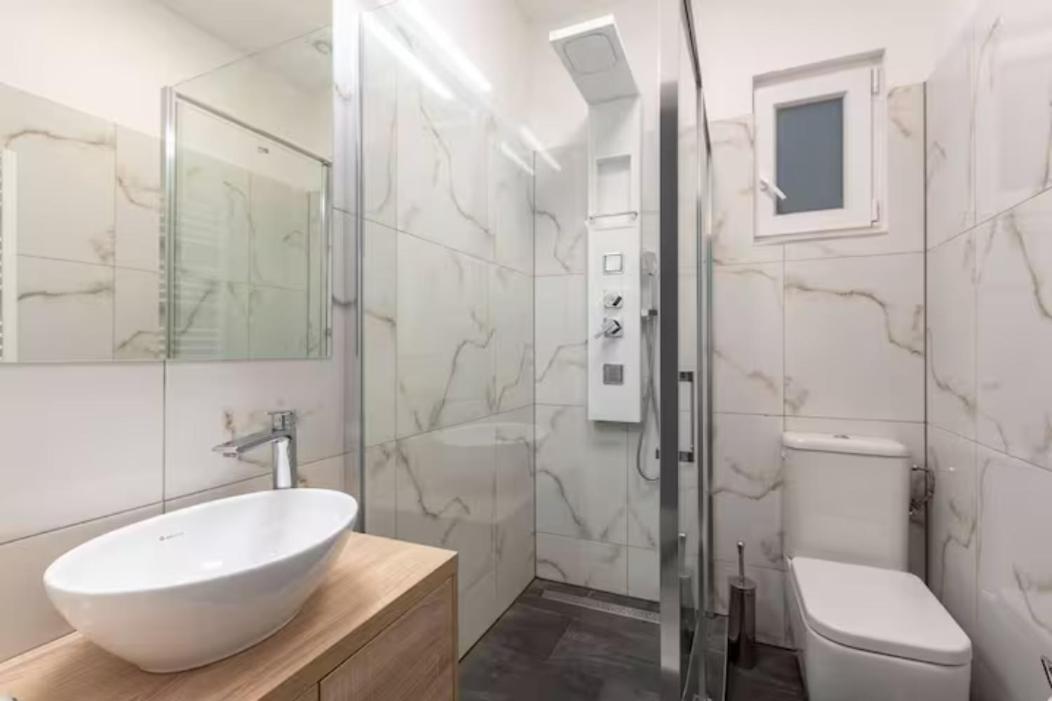Luxurious Studio Located In The Heart Of Будапеща Екстериор снимка